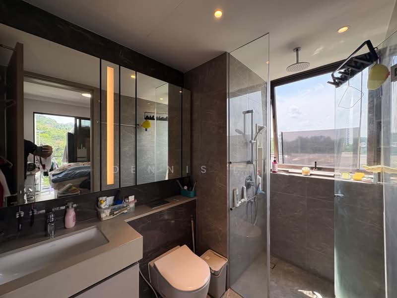 Dairy Farm Residences, 6 Dairy Farm Lane, 3 Bedrooms, 1,012 sqft, Condominium For Sale, by Dennis Lim, 500227003 - Bathroom - PropertyGuru.com.sg