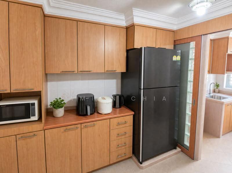 213 Yishun Street 21, 213 Yishun Street 21, Sembawang / Yishun, 3 Bedrooms, 1,302 sqft, HDB Flat For Sale, by Damian Chia, 500227004 - Kitchen - PropertyGuru.com.sg