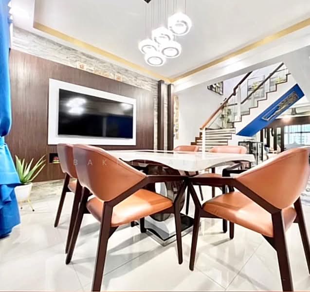 469 Jurong West Street 41, 469 Jurong West Street 41, 3 Bedrooms, 1,689 sqft, HDB Flat For Sale, by Bakhit Alias, 500227012 - Dining Room - PropertyGuru.com.sg