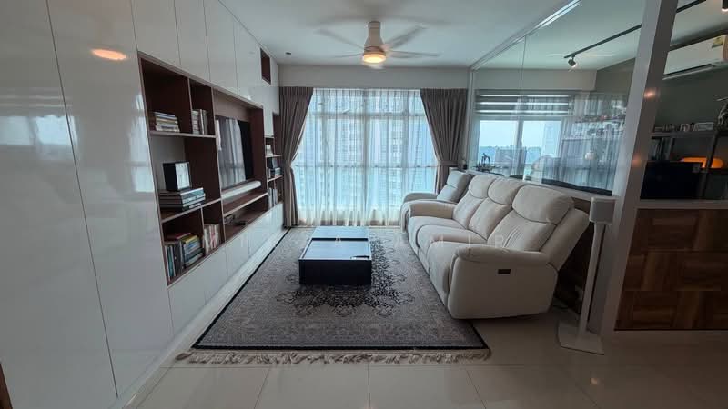 661C Edgedale Plains, 661C Edgedale Plains, 4 Bedrooms, 1,206 sqft, HDB Flat For Sale, by Mirza Amir, 500227021 - Living Room - PropertyGuru.com.sg
