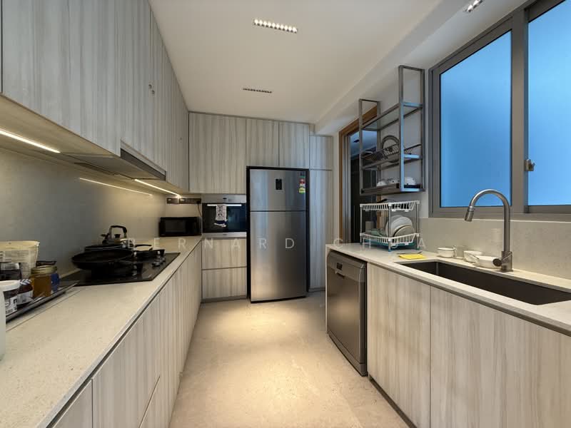 Martin Place Residences, 2 Martin Place, 3 Bedrooms, 1,722 sqft, Condominium For Rent, by Bernard Chua, 500227023 - Kitchen - PropertyGuru.com.sg