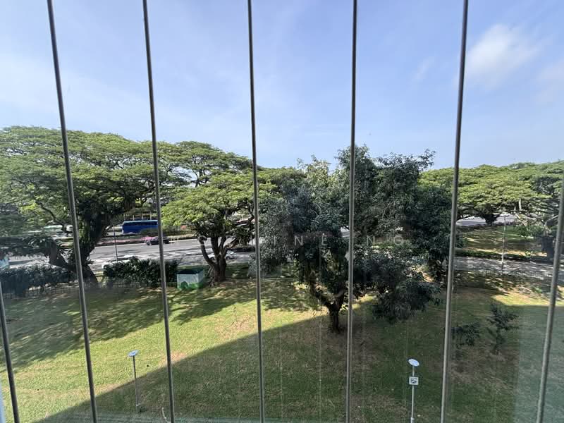 33 Marine Crescent, 33 Marine Crescent, 2 Bedrooms, 818 sqft, HDB Flat For Sale, by Angeline Ng, 500227024 - Exterior - PropertyGuru.com.sg