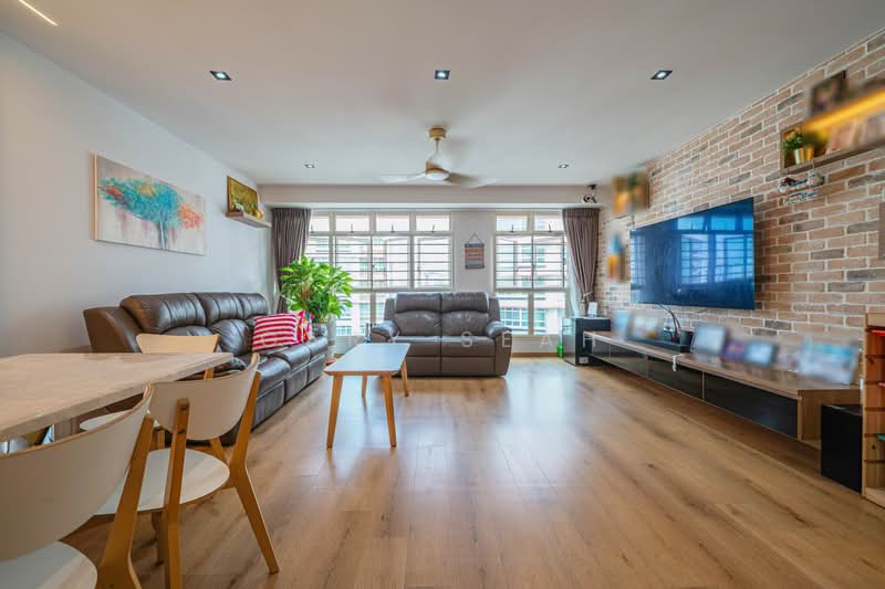 212B Compassvale Drive, 212B Compassvale Drive, 3 Bedrooms, 1,291 sqft, HDB Flat For Sale, by Gary Seah, 500227025 - Living Room - PropertyGuru.com.sg