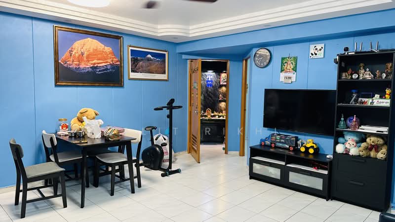 412 Serangoon Central, 412 Serangoon Central, Room Rental, 150 sqft, HDB Flat For Rent, by Lalit Rikhi, 500227059 - Living Room - PropertyGuru.com.sg