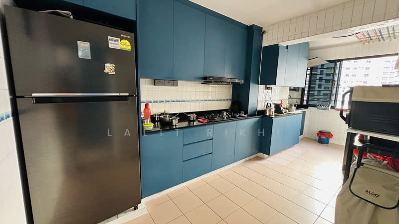 412 Serangoon Central, 412 Serangoon Central, Room Rental, 150 sqft, HDB Flat For Rent, by Lalit Rikhi, 500227059 - Kitchen - PropertyGuru.com.sg