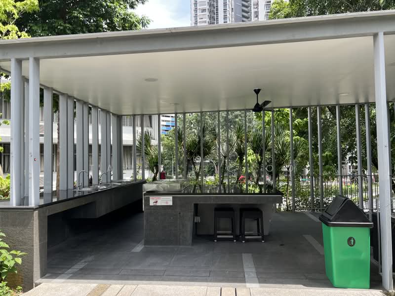 Trevista, 21 Lorong 3 Toa Payoh, 2 Bedrooms, 861 sqft, Condominium For Sale, by Tan Kim Choo, 500227075 - BBQ Area - PropertyGuru.com.sg