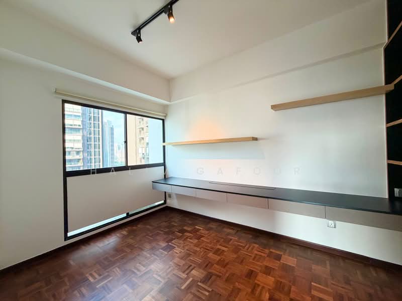 The Regalia, 2 River Valley Close, 3 Bedrooms, 1,238 sqft, Apartment For Rent, by Halim Gafoor, 500227077 - Study - PropertyGuru.com.sg