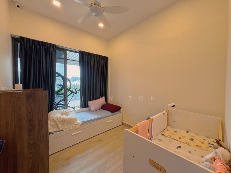 Seahill, 119 West Coast Crescent, 2 Bedrooms, 1,087 sqft, Condominium For Sale, by Willy Toh, 500227084 - Common room - PropertyGuru.com.sg