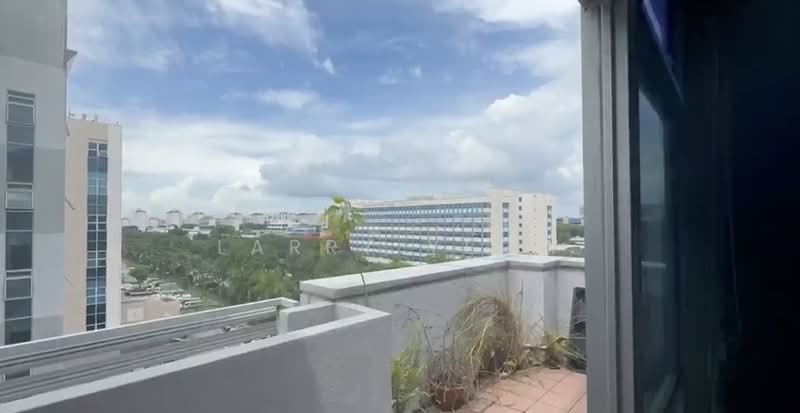 Bizlink Centre, 59 Ubi Avenue 1, 1,625 sqft, Light Industrial (B1) For Sale, by Larry Yeow, 500227109 - Balcony - CommercialGuru.com.sg