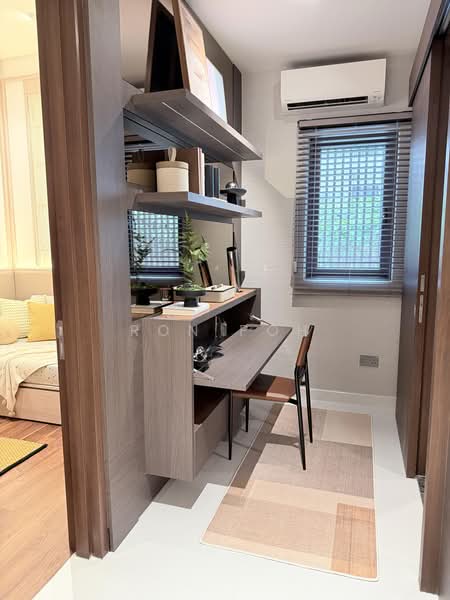 Parksuites, 18 Holland Grove Road, 3 Bedrooms, 786 sqft, Condominium For Sale, by Ron Poh, 500227117 - Study - PropertyGuru.com.sg