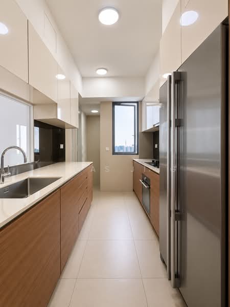 Stirling Residences, 23 Stirling Road, 3 Bedrooms, 1,055 sqft, Condominium For Sale, by Lucas Jing, 500227119 - Kitchen - PropertyGuru.com.sg
