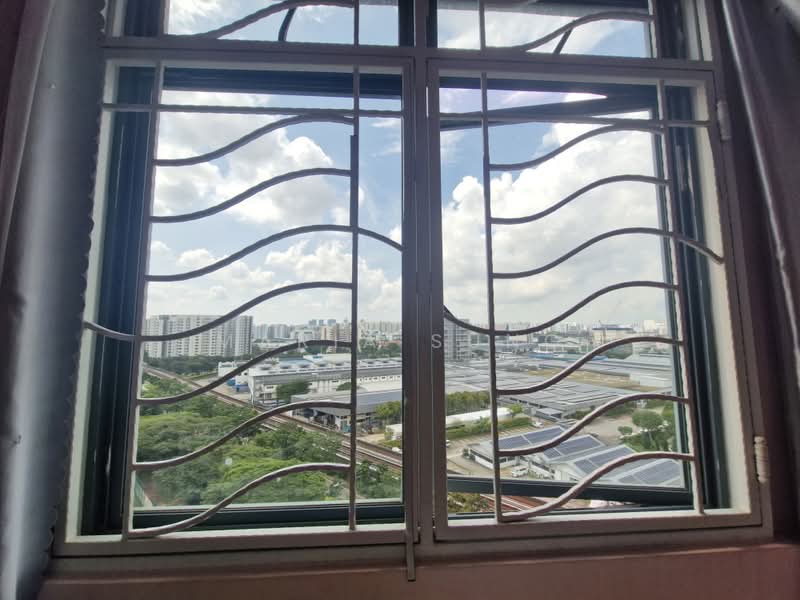 Summerdale, 8 Boon Lay Drive, Room Rental, 100 sqft, Condominium For Rent, by Maria Sung, 500227121 - View - PropertyGuru.com.sg