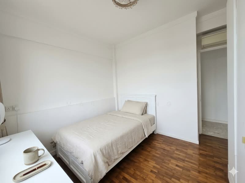 Summerdale, 8 Boon Lay Drive, Room Rental, 100 sqft, Condominium For Rent, by Maria Sung, 500227121 - Bedroom - PropertyGuru.com.sg
