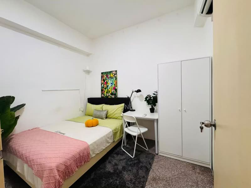 Wing Fong Court, 10 Lorong 14 Geylang, Room Rental, 168 sqft, Condominium For Rent, by Adrian Goh, 500227122 - Bedroom - PropertyGuru.com.sg