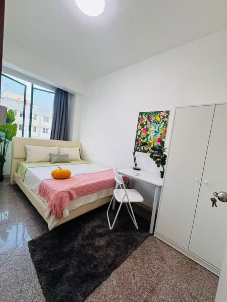 Wing Fong Court, 10 Lorong 14 Geylang, Room Rental, 168 sqft, Condominium For Rent, by Adrian Goh, 500227122 - Bedroom - PropertyGuru.com.sg