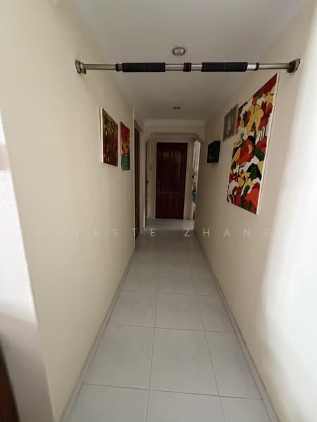 352 Kang Ching Road, 352 Kang Ching Road, 4 Bedrooms, 1,292 sqft, HDB Flat For Rent, by Celeste Zhang, 500227133 - Corridor - PropertyGuru.com.sg