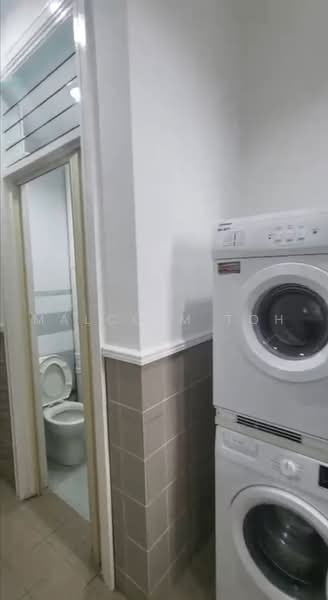 Leonie Condotel, 2 Leonie Hill Road, 4 Bedrooms, 2,568 sqft, Condominium For Rent, by Malcolm Toh, 500227138 - Bathroom - PropertyGuru.com.sg