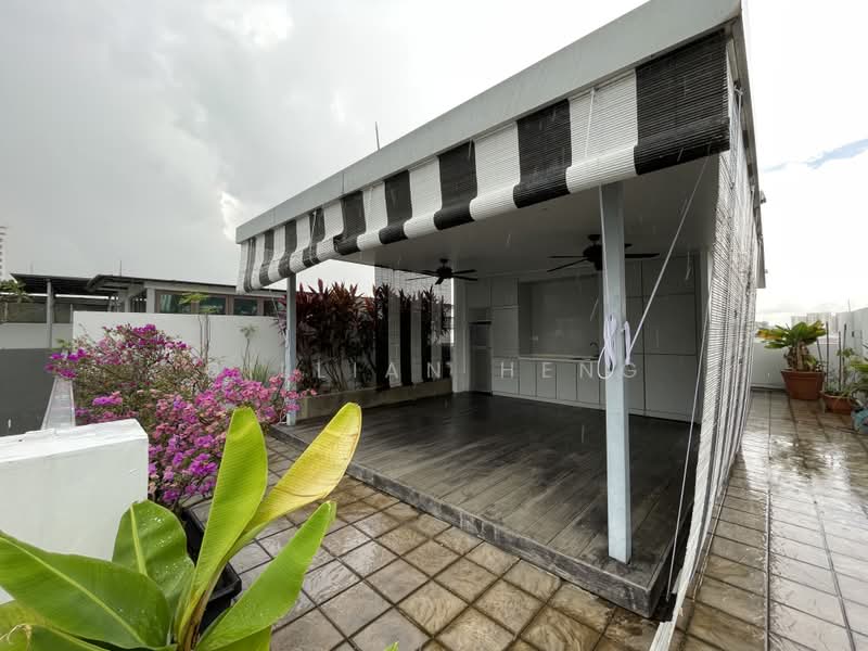 Malvern Springs, 373 Onan Road, 3 Bedrooms, 2,734 sqft, Condominium For Sale, by Gillian Heng, 500227139 - Balcony - PropertyGuru.com.sg