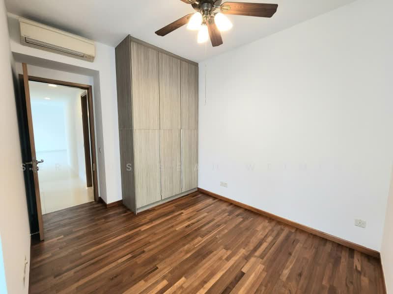 The Metropolitan Condominium, 8 Alexandra View, 3 Bedrooms, 1,399 sqft, Condominium For Sale, by Sergius Seah Weiming, 500227141 - Bedroom 2 - PropertyGuru.com.sg