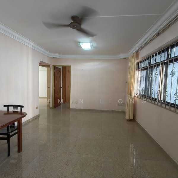 118D Jalan Membina, 118D Jalan Membina, 3 Bedrooms, 969 sqft, HDB Flat For Sale, by Feemin Liong, 500227142 - Living Room - PropertyGuru.com.sg