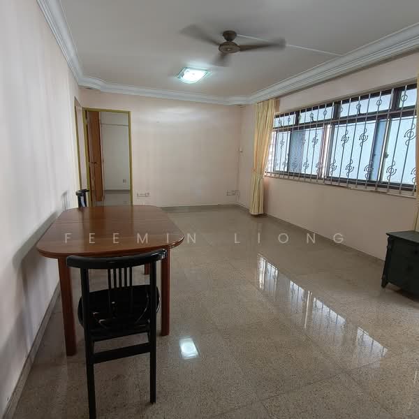 118D Jalan Membina, 118D Jalan Membina, 3 Bedrooms, 969 sqft, HDB Flat For Sale, by Feemin Liong, 500227142 - Living Room - PropertyGuru.com.sg