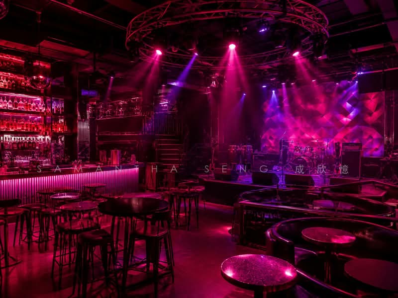 Exclusive Units with Nightclub License for Sale! Renewed Rental with 4-5% rental yield!, , 4,402 sqft, Mall Shop For Sale, by Samantha Seng 成欣憶, 500227143 - Interior - CommercialGuru.com.sg