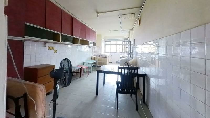 359 Clementi Avenue 2, 359 Clementi Avenue 2, 3 Bedrooms, 990 sqft, HDB Flat For Sale, by Kenneth Lim, 500227151 - Kitchen - PropertyGuru.com.sg