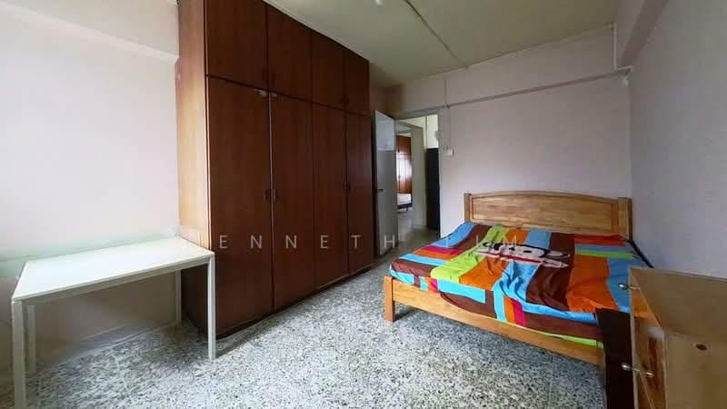 359 Clementi Avenue 2, 359 Clementi Avenue 2, 3 Bedrooms, 990 sqft, HDB Flat For Sale, by Kenneth Lim, 500227151 - Bedroom - PropertyGuru.com.sg