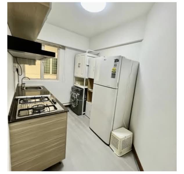 Melville Park, 26 Simei Street 1, Room Rental, 350 sqft, Apartment For Rent, by Eric Tay, 500227177 - Kitchen - PropertyGuru.com.sg