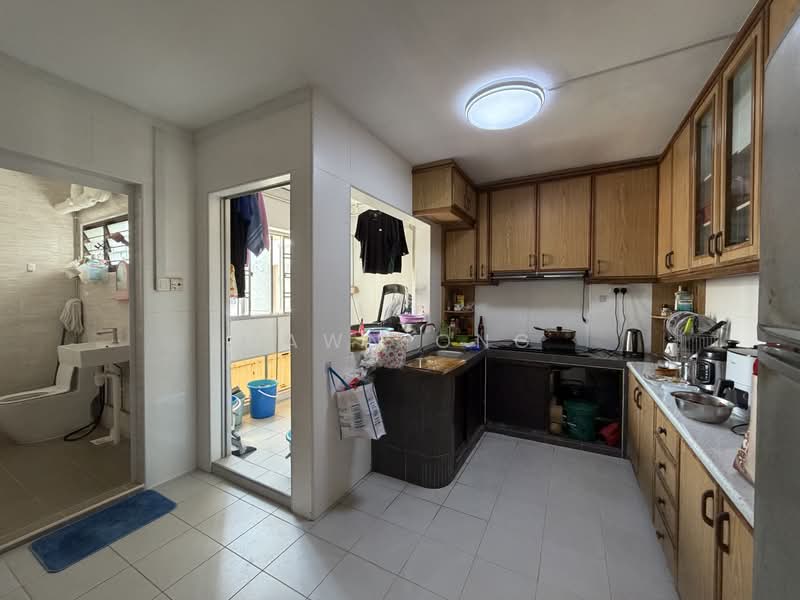 246 Simei Street 5, 246 Simei Street 5, 3 Bedrooms, 1,130 sqft, HDB Flat For Sale, by Dawn Ong, 500227182 - Kitchen - PropertyGuru.com.sg