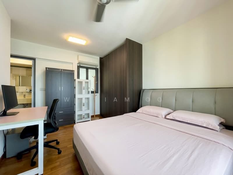 88 Dawson Road, 88 Dawson Road, 3 Bedrooms, 893 sqft, HDB Flat For Sale, by William Oo, 500227191 - Master Bedroom - PropertyGuru.com.sg