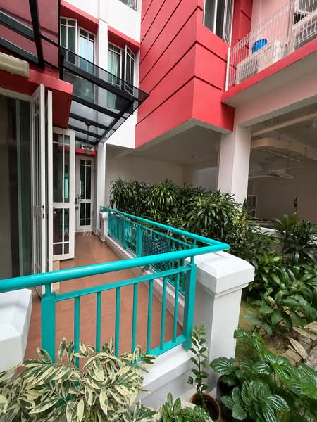 Casa Rosa, 35 Lorong Ong Lye, 3 Bedrooms, 1,551 sqft, Condominium For Sale, by Amanda Sim, 500227193 - Exterior - PropertyGuru.com.sg