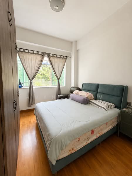 Casa Rosa, 35 Lorong Ong Lye, 3 Bedrooms, 1,551 sqft, Condominium For Sale, by Amanda Sim, 500227193 - Master Bedroom - PropertyGuru.com.sg