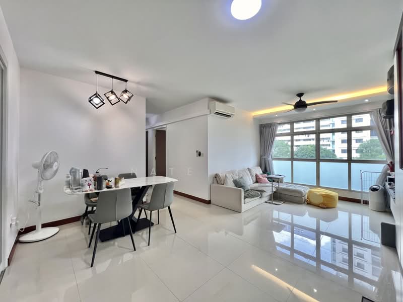 215A Compassvale Drive, 215A Compassvale Drive, 3 Bedrooms, 990 sqft, HDB Flat For Sale, by Nate Lim, 500227200 - Living Room - PropertyGuru.com.sg