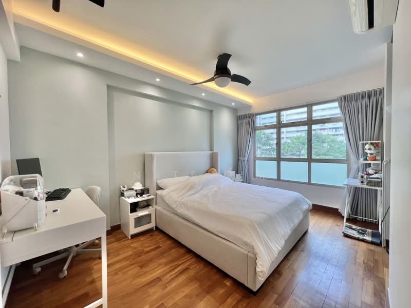 215A Compassvale Drive, 215A Compassvale Drive, 3 Bedrooms, 990 sqft, HDB Flat For Sale, by Nate Lim, 500227200 - Master Bedroom - PropertyGuru.com.sg