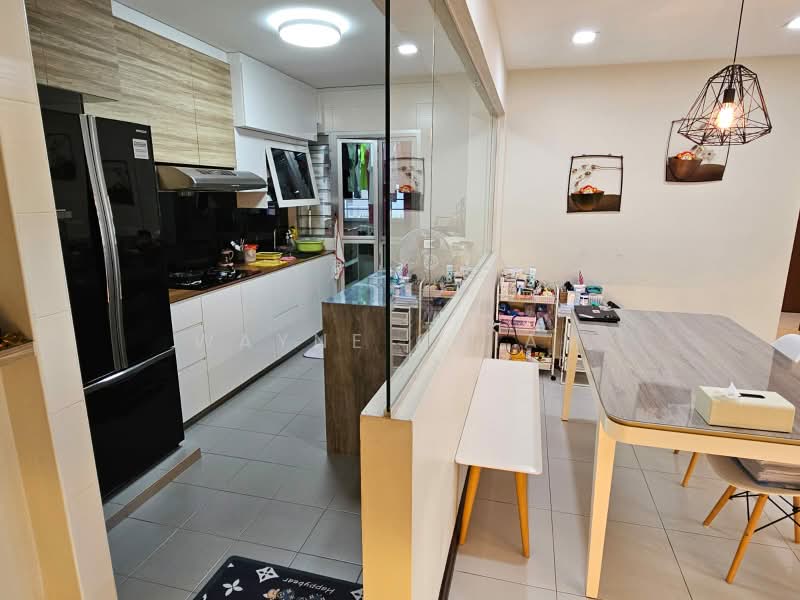 428A Yishun Avenue 11, 428A Yishun Avenue 11, 3 Bedrooms, 1,213 sqft, HDB Flat For Sale, by Wayne Chiam, 500227202 - Kitchen - PropertyGuru.com.sg