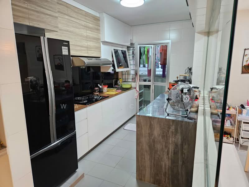 428A Yishun Avenue 11, 428A Yishun Avenue 11, 3 Bedrooms, 1,213 sqft, HDB Flat For Sale, by Wayne Chiam, 500227202 - Kitchen - PropertyGuru.com.sg