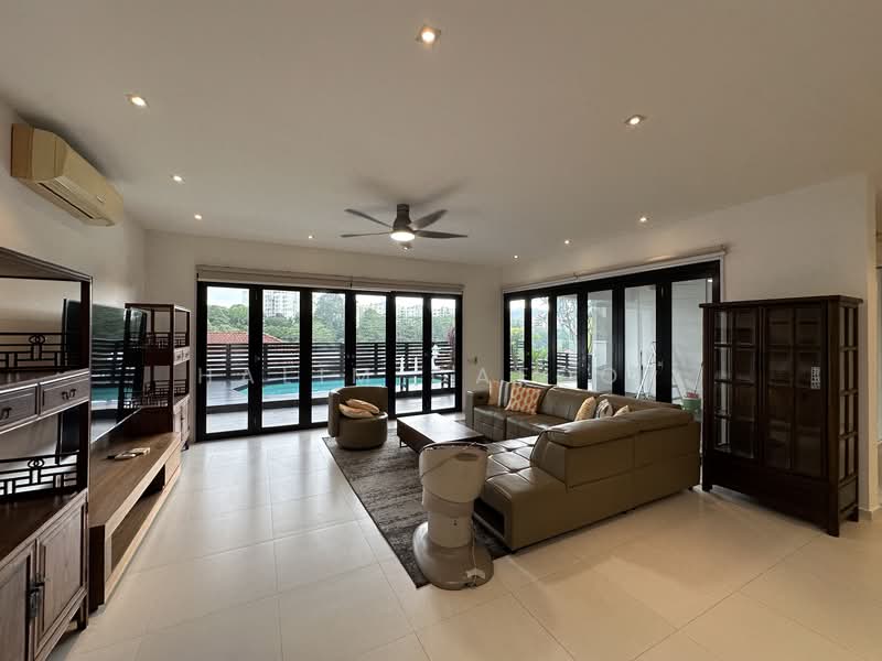 Jalan Uji, Jalan Uji, 4 Bedrooms, 4,600 sqft, Detached House For Sale, by Halim Gafoor, 500227204 - Living Room - PropertyGuru.com.sg