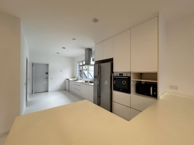 Jalan Uji, Jalan Uji, 4 Bedrooms, 4,600 sqft, Detached House For Sale, by Halim Gafoor, 500227204 - Kitchen - PropertyGuru.com.sg