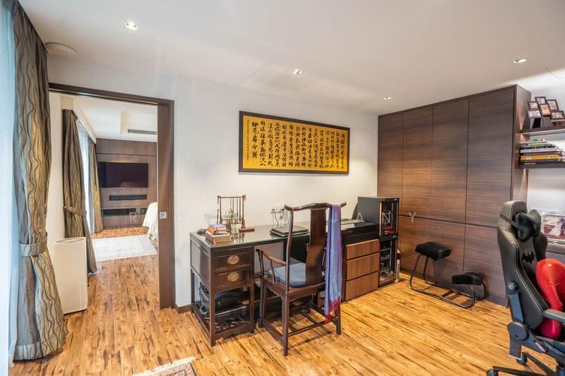 Jalan Selanting, Jalan Selanting, Clementi Park / Upper Bukit Timah, 7 Bedrooms, 7,700 sqft, Semi-Detached House For Sale, by Richard Jany, 500227208 - Study - PropertyGuru.com.sg