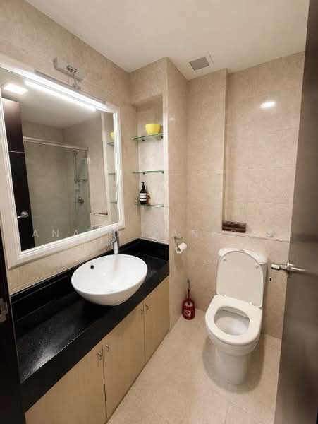 Niven Loft, 70 Niven Road, 3 Bedrooms, 1,033 sqft, Apartment For Rent, by Anand Ganesan, 500227209 - Bathroom - PropertyGuru.com.sg