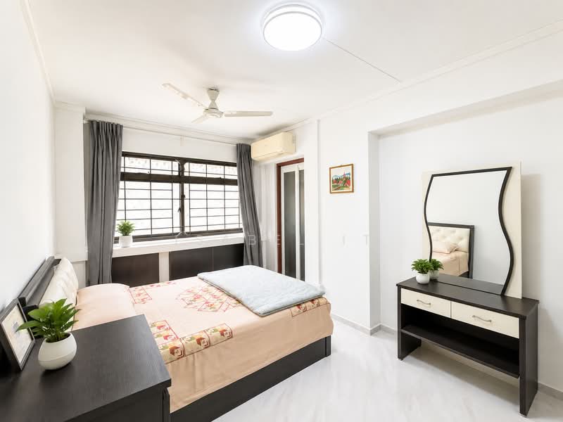 742 Tampines Street 72, 742 Tampines Street 72, 3 Bedrooms, 1,076 sqft, HDB Flat For Sale, by Isabel It, 500227215 - Bedroom - PropertyGuru.com.sg
