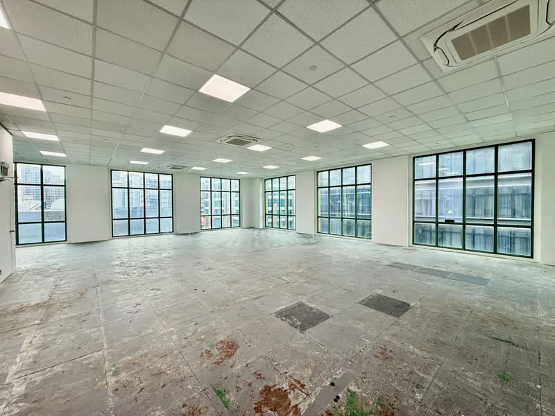 High Ceiling Office/Aesthetic Clinic/Commercial School Space @ Robertson Quay | Ample Light, , 5,113 sqft, Other Retail For Rent, by Sean Pang, 500227227 - Interior - CommercialGuru.com.sg