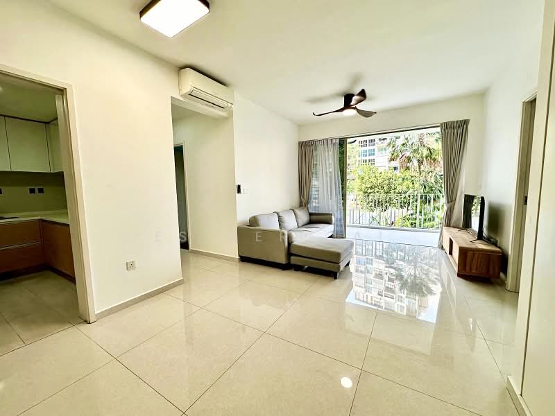 Sea Esta, 30 Pasir Ris Link, 4 Bedrooms, 1,206 sqft, Condominium For Sale, by Esther Cai, 500227230 - Living Room - PropertyGuru.com.sg