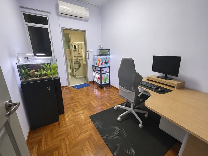 Loyang Villas, Loyang Rise, 4 Bedrooms, 2,951 sqft, Terraced House For Sale, by Nickson Guay, 500227241 - Study - PropertyGuru.com.sg