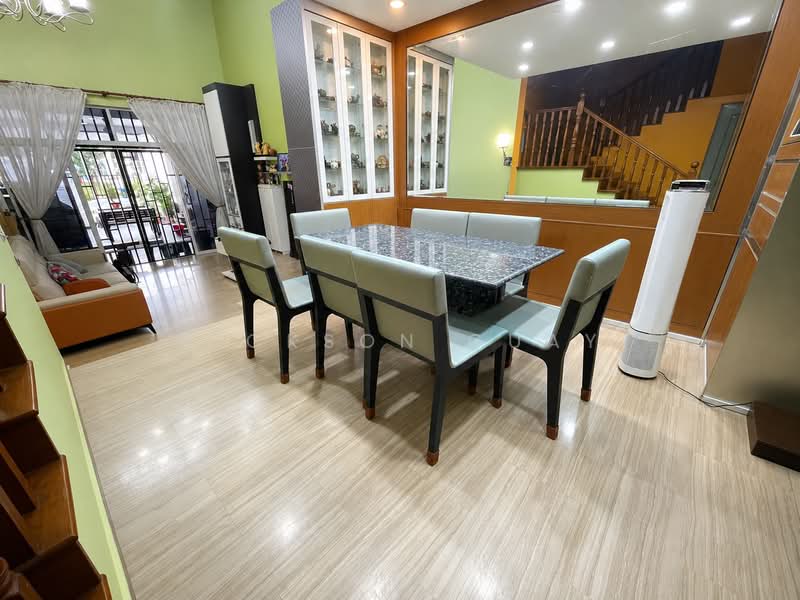 Loyang Villas, Loyang Rise, 4 Bedrooms, 2,951 sqft, Terraced House For Sale, by Nickson Guay, 500227241 - Dining Room - PropertyGuru.com.sg