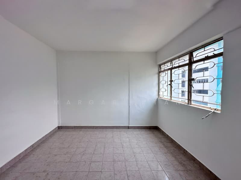 135 Bedok North Street 2, 135 Bedok North Street 2, 3 Bedrooms, 990 sqft, HDB Flat For Sale, by Margaret Tan, 500227245 - Interior - PropertyGuru.com.sg