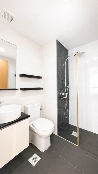 Loft@Holland, 151 Holland Road, 1 Bedroom, 323 sqft, Condominium For Rent, by Ding S.Z, 500227251 - Bathroom - PropertyGuru.com.sg