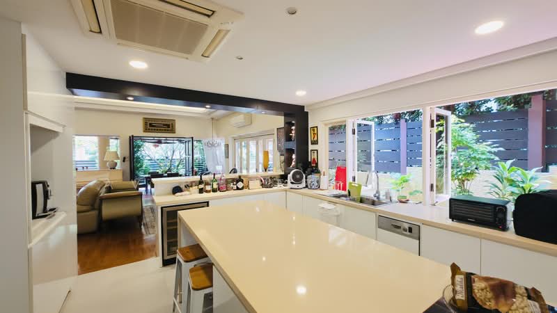 Serangoon Gardens, Serangoon Garden, 5 Bedrooms, 5,000 sqft, Semi-Detached House For Sale, by Avery Lee (芷芸), 500227253 - Kitchen - PropertyGuru.com.sg