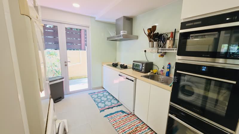 Serangoon Gardens, Serangoon Garden, 5 Bedrooms, 5,000 sqft, Semi-Detached House For Sale, by Avery Lee (芷芸), 500227253 - Kitchen - PropertyGuru.com.sg